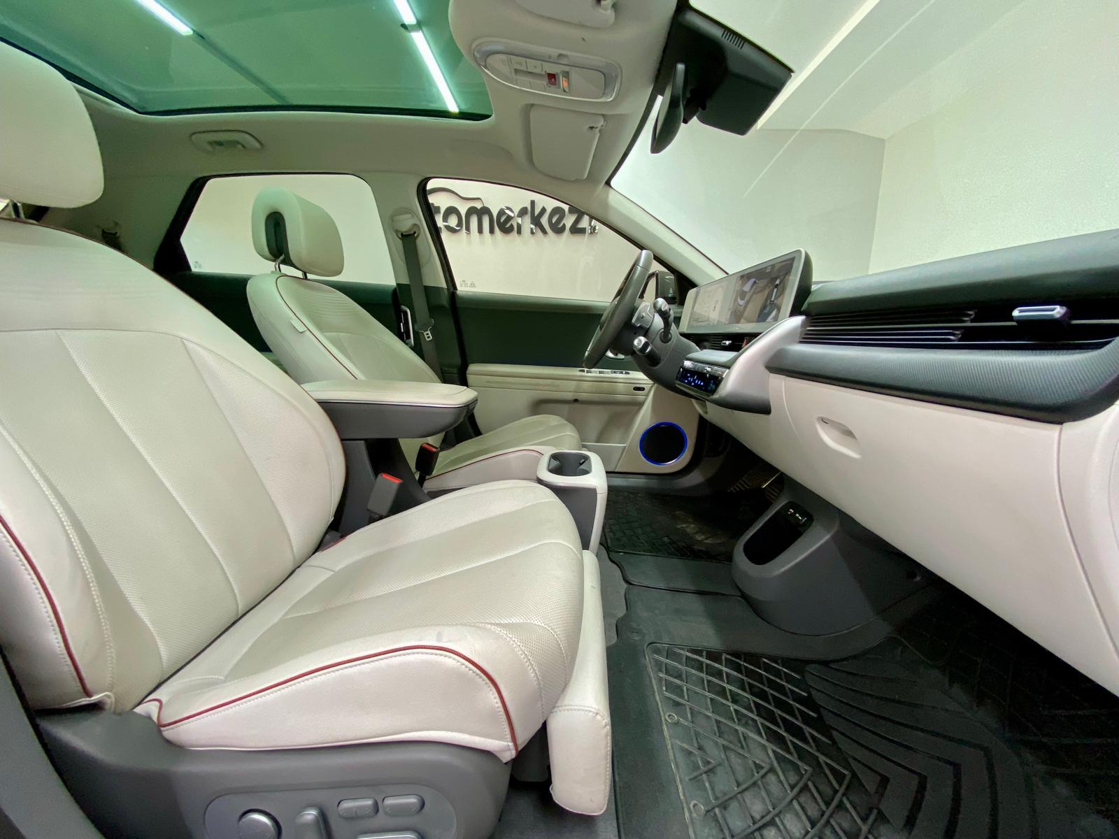 HYUNDAI IONIQ 25